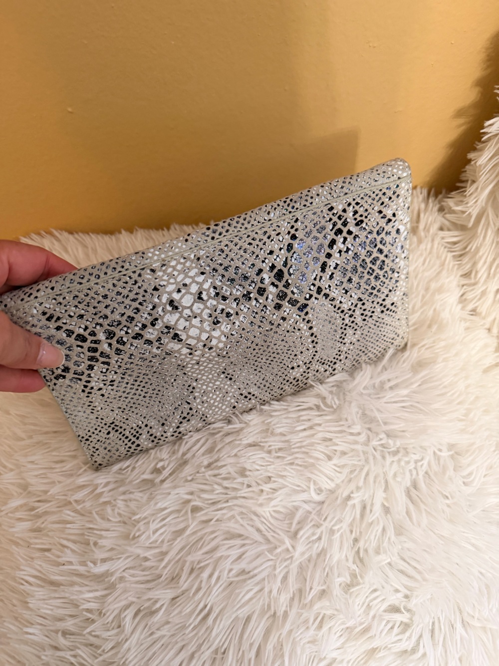 Silver Snake-Pattern Envelope Clutch - Picture 3 of 3